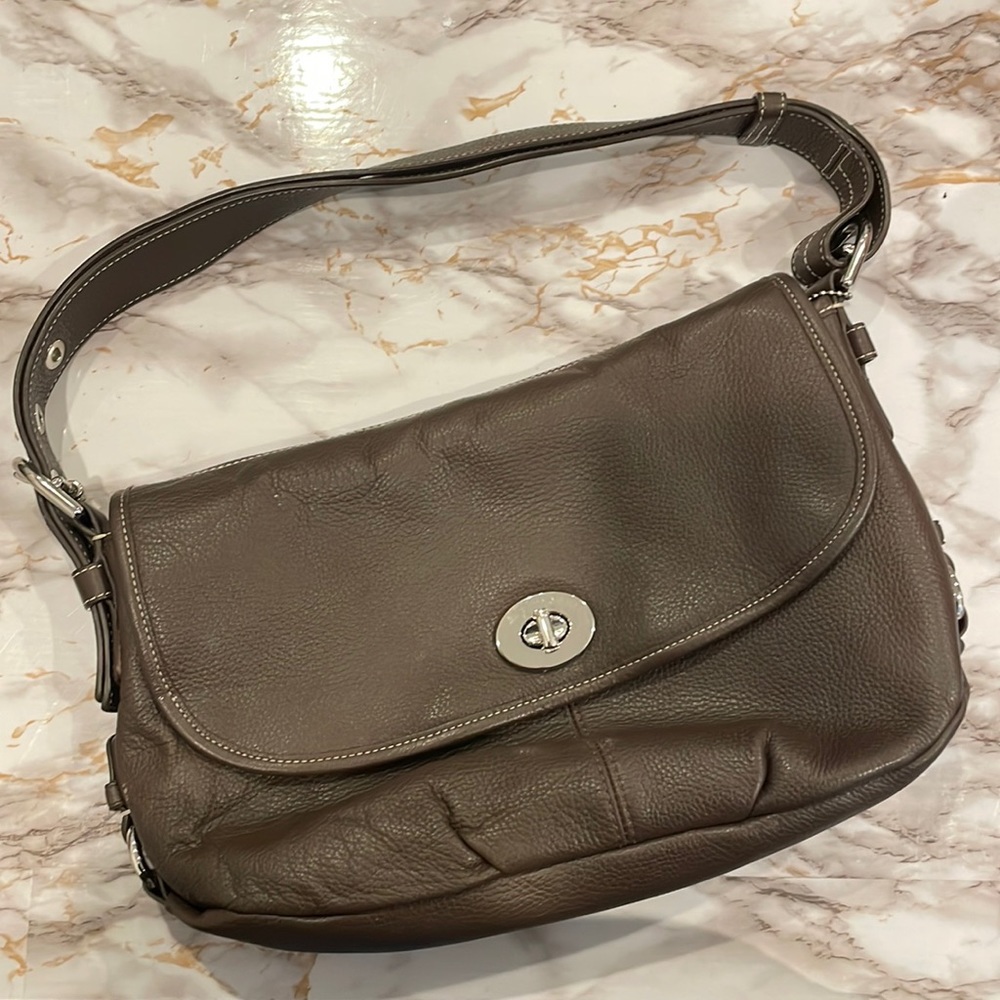 Authentic Coach F-15170